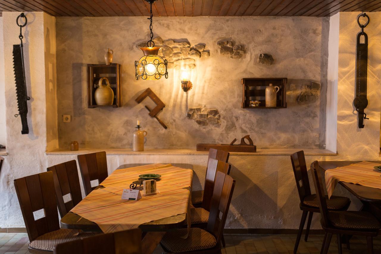 Kröv Hotel Reichsschenke Zum Ritter Gotz "Garni" מראה חיצוני תמונה